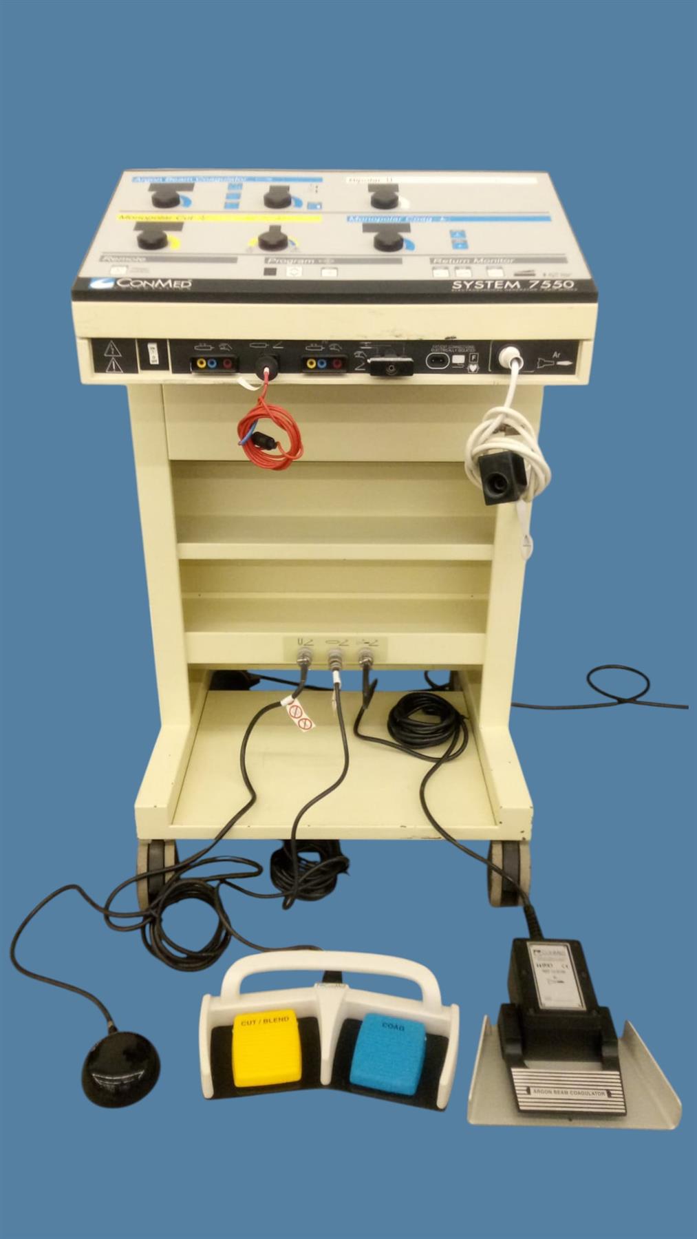 ConMed System 7550 Electrosurgical Generator Unit w/ Footswitches & Adapters