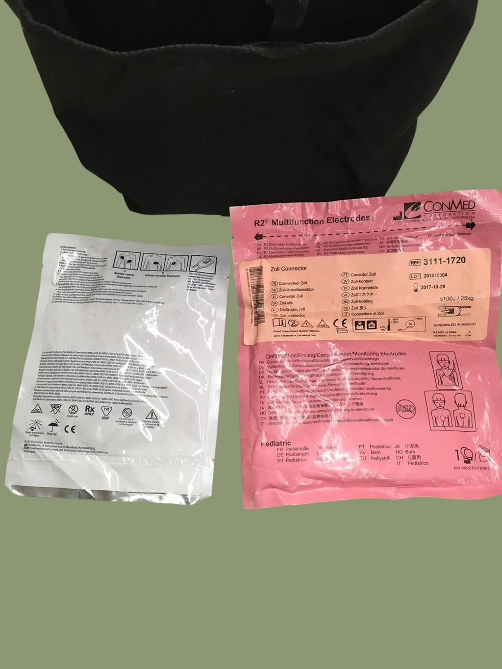 Zoll AED Plus Defibrillator Kit