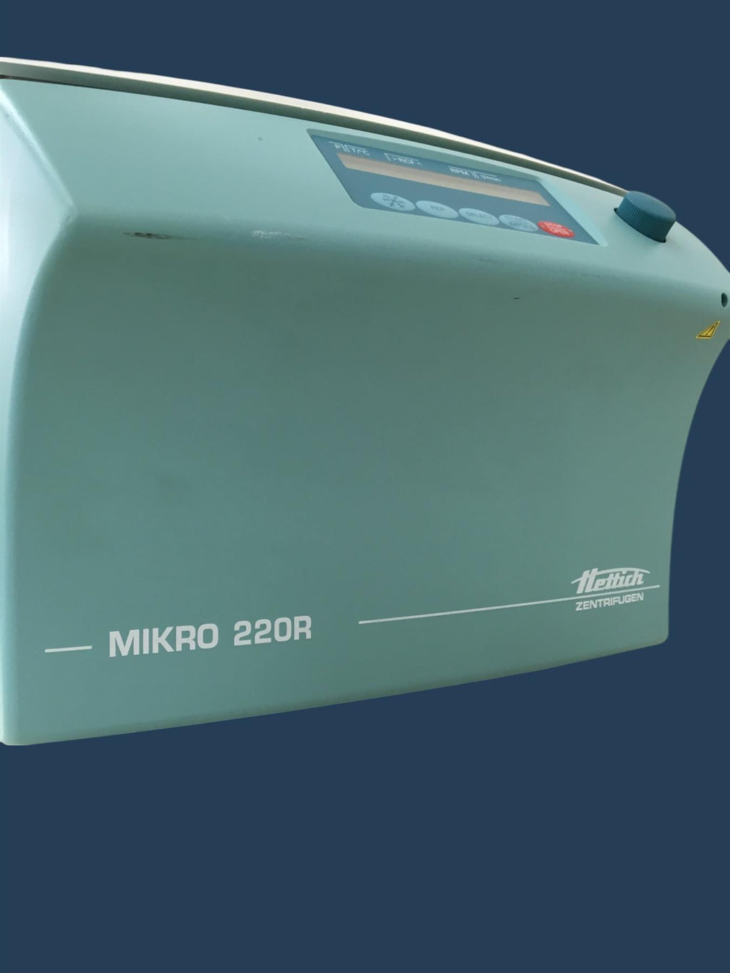 Hettich Mikro 220R 2205-01 Refrigerated Centrifuge w/ 24-Place Rotor 1195-A