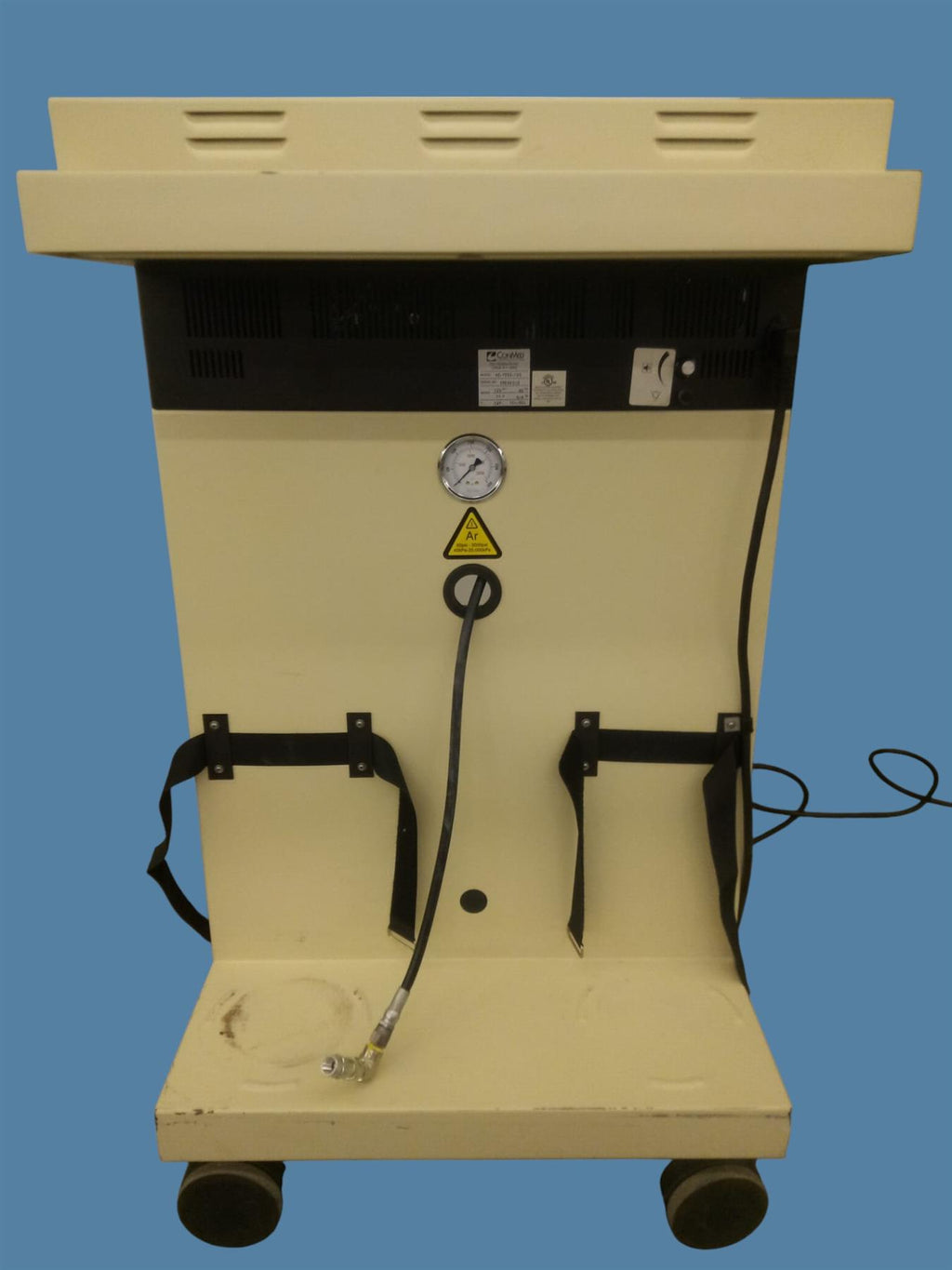 ConMed System 7550 Electrosurgical Generator Unit w/ Footswitches & Adapters