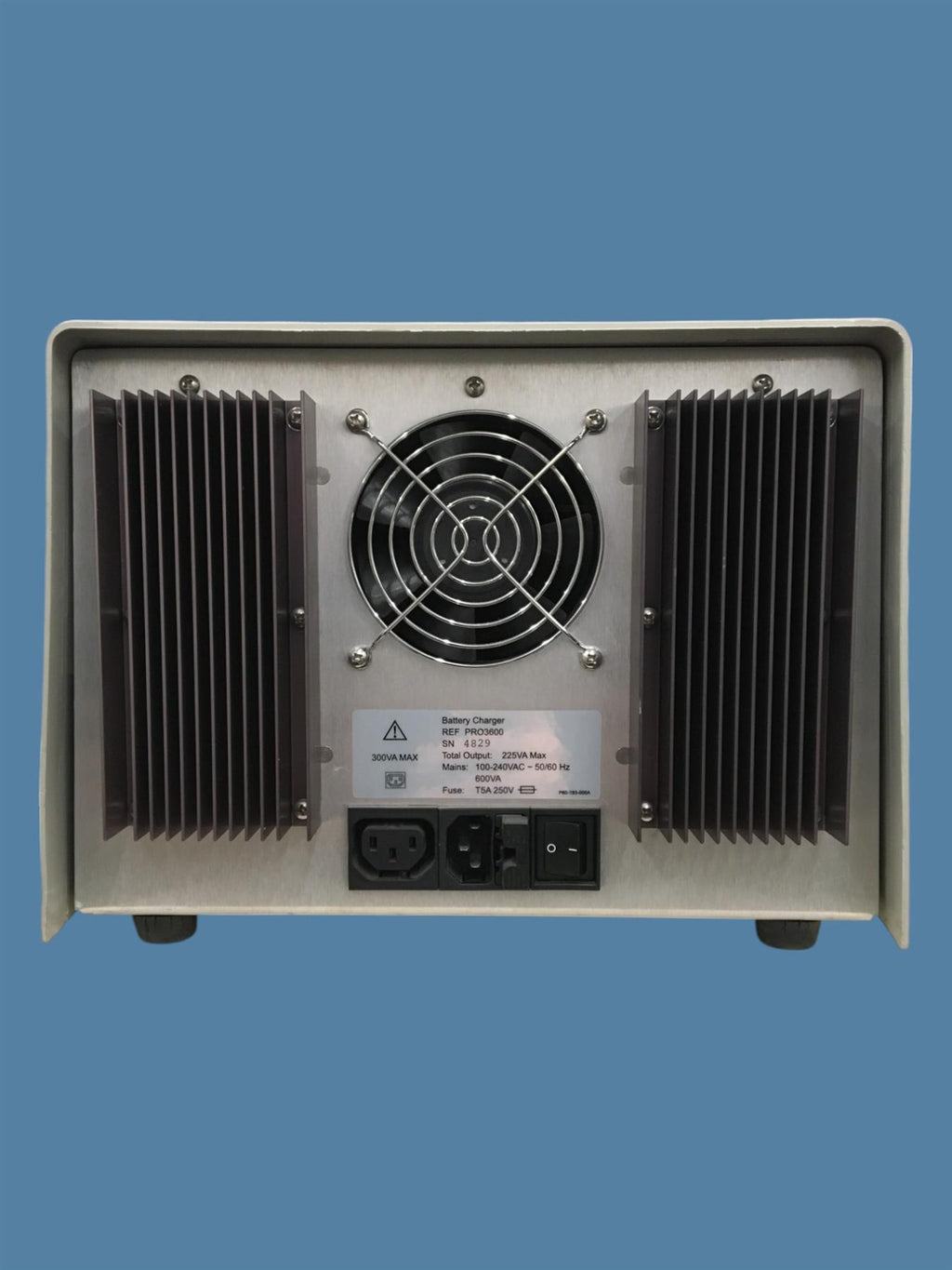 Linvatec Hall Surgical PRO3600 Battery Charger