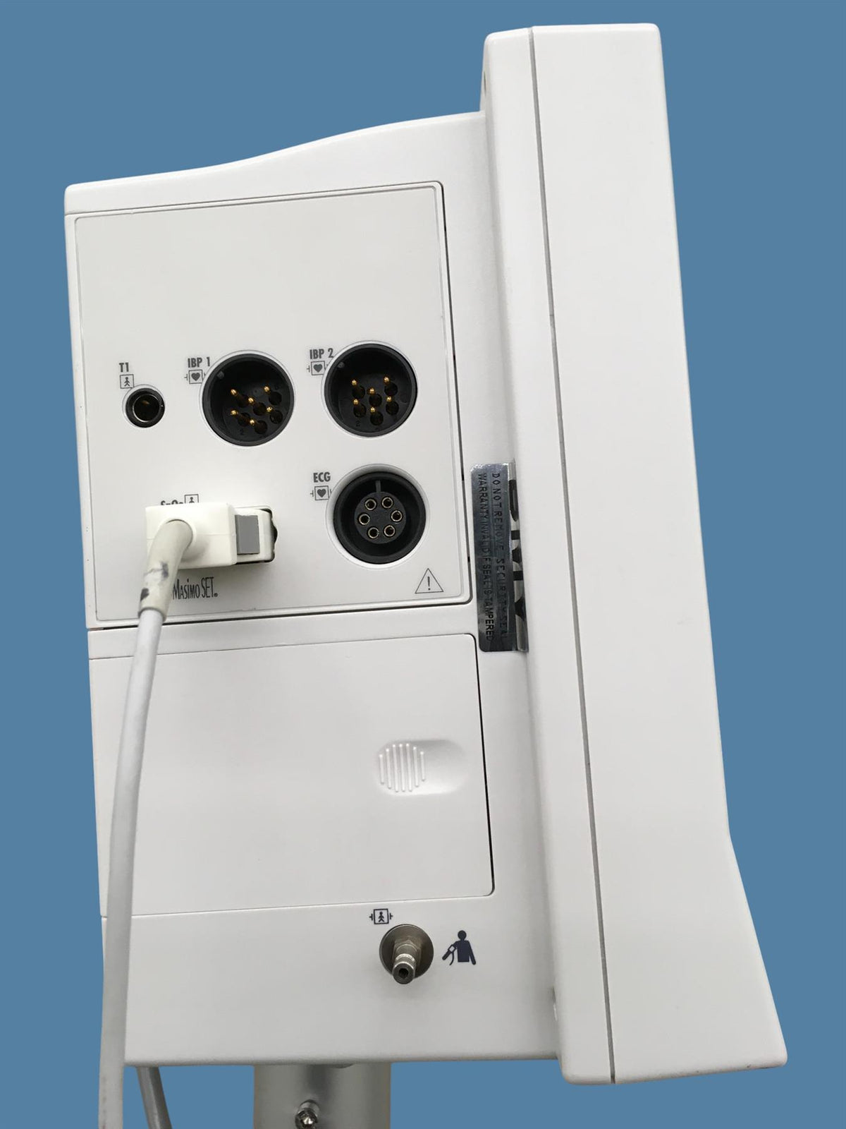 Datascope Passport 2 w/ Rolling Stand, MasimoSET Finger Sensor & NIBP Hose