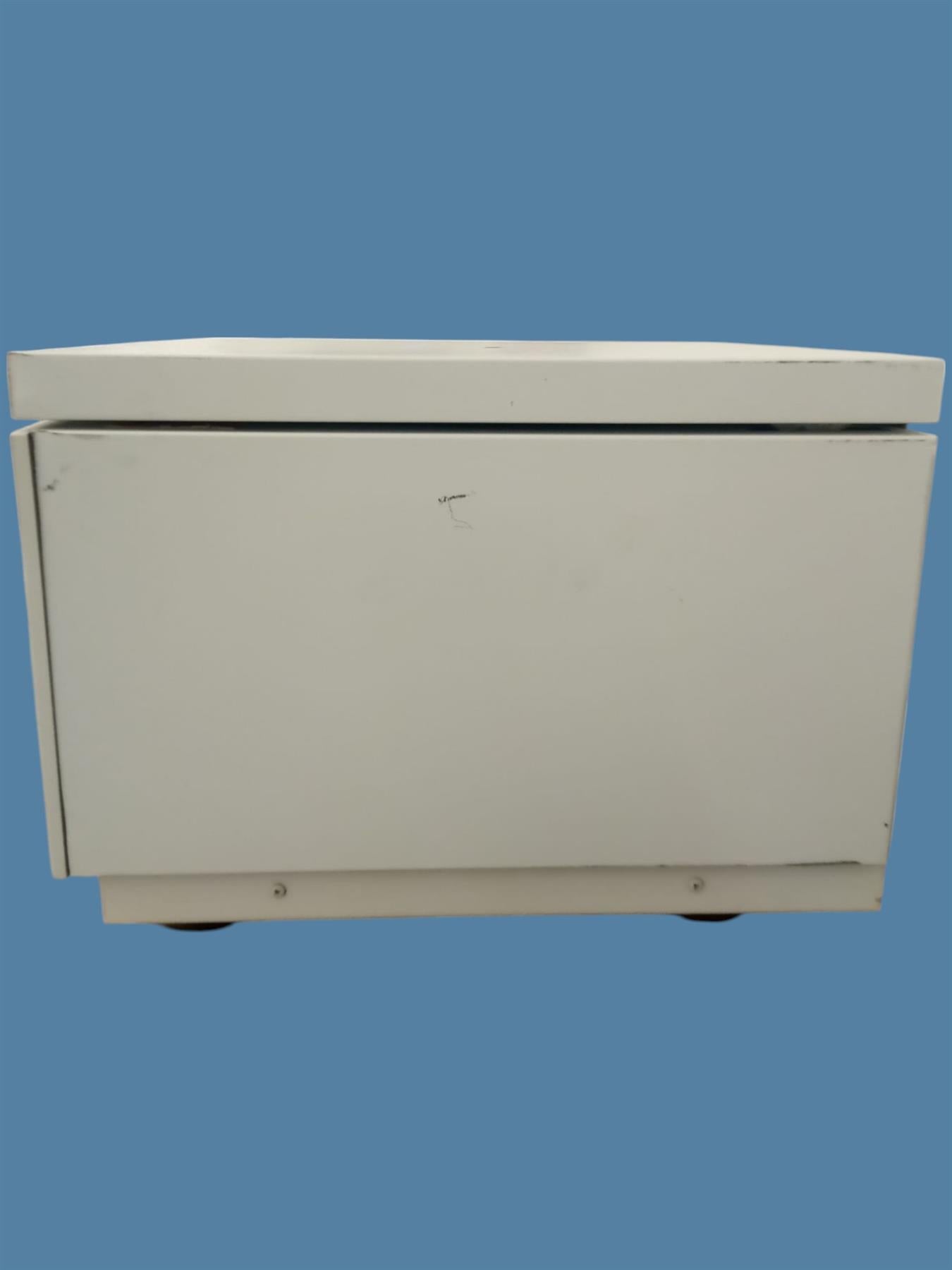 IEC Fisher Scientific Marathon 3200 Benchtop Centrifuge w/ Rotor & Buckets