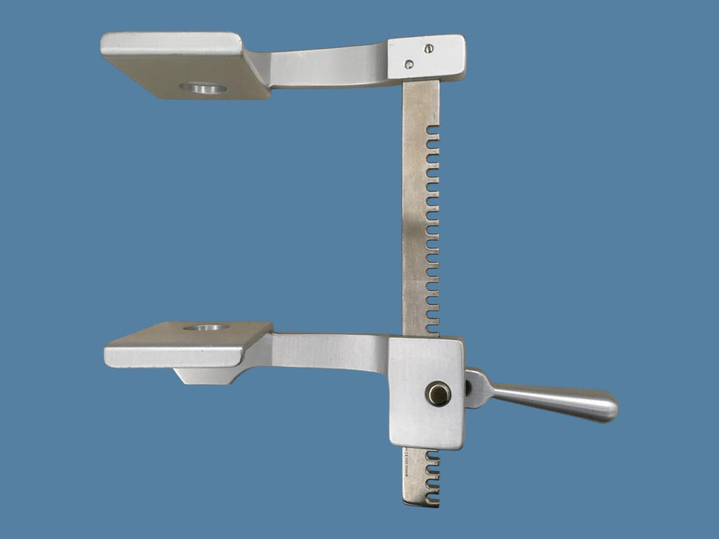 V. Mueller CH 1221 Aluminum Finochietto Rib Spreader Retractor Large