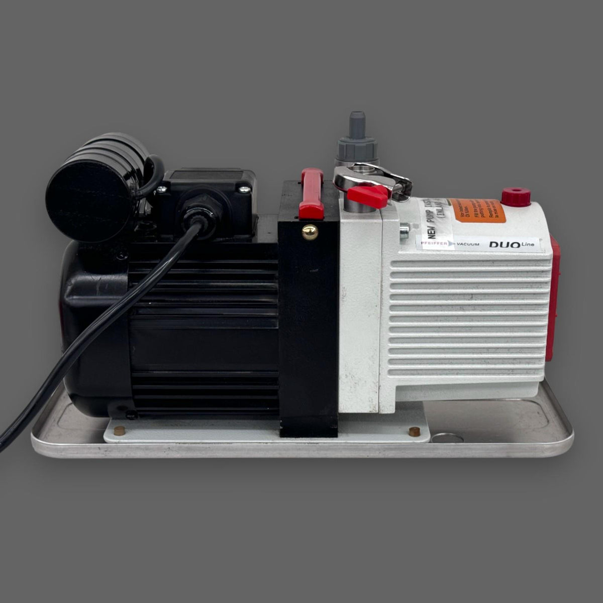 Pfeiffer Vacuum Duo Line DUO 2.5 PK D41 062 Rotary Vane Vacuum Pump