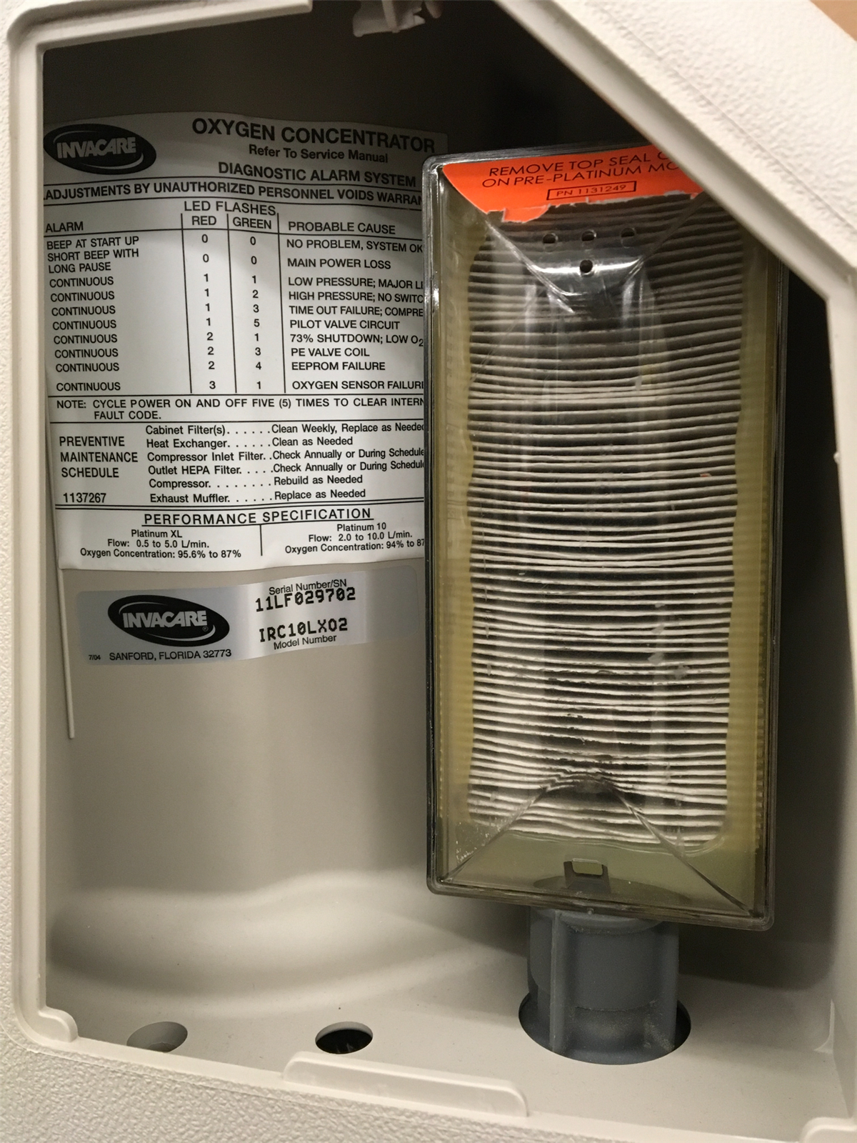 Invacare Platinum 10 - 10 Liter Oxygen Concentrator (6,567 Hours)