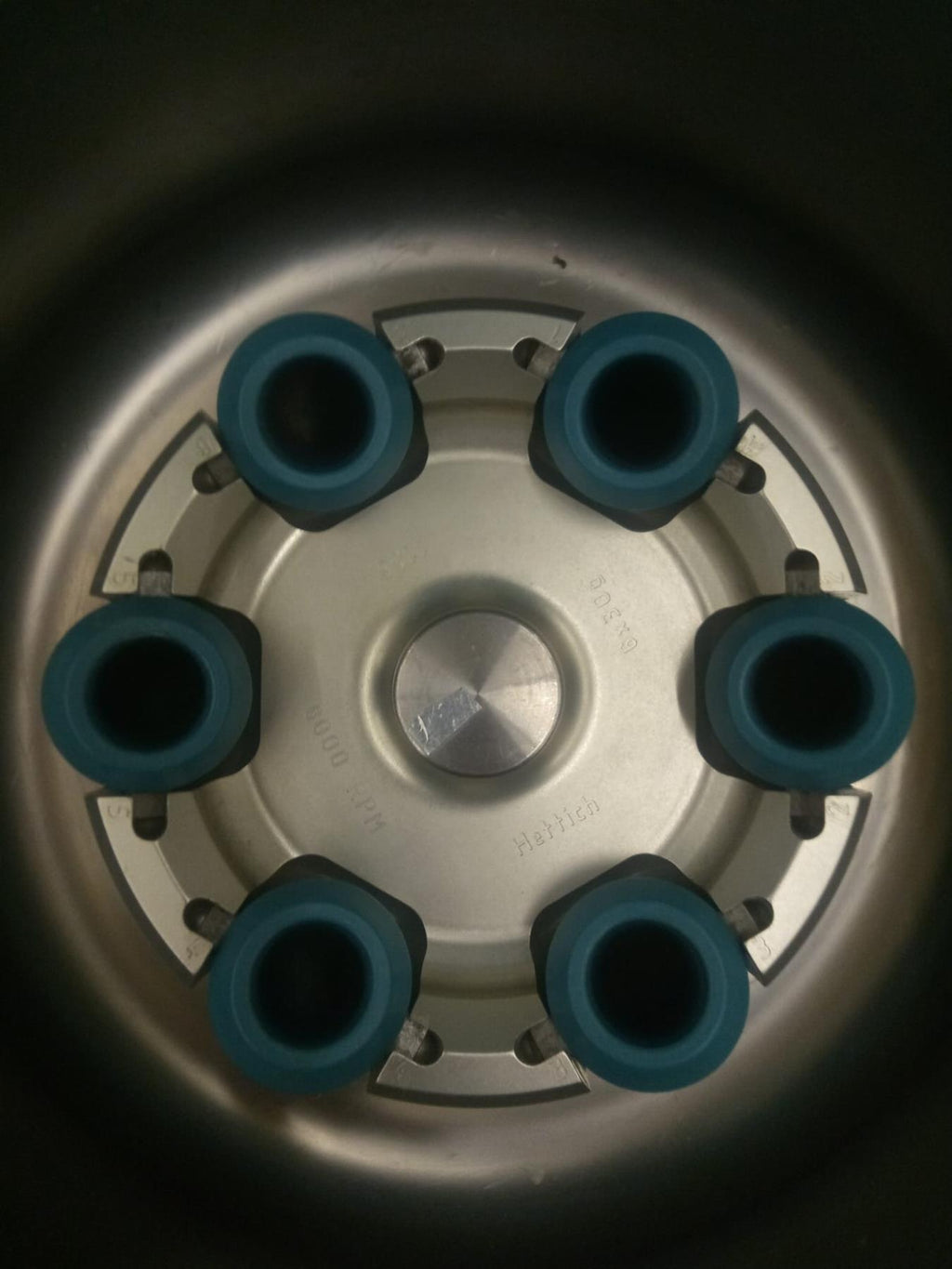 Hettich EBA 280S Serology Centrifuge w/ 6-Place Swing-Out Rotor