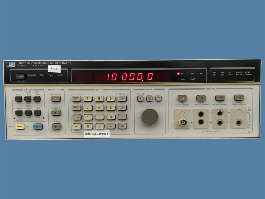 Hewlett-Packard 3336B Synthesizer/Level Generator