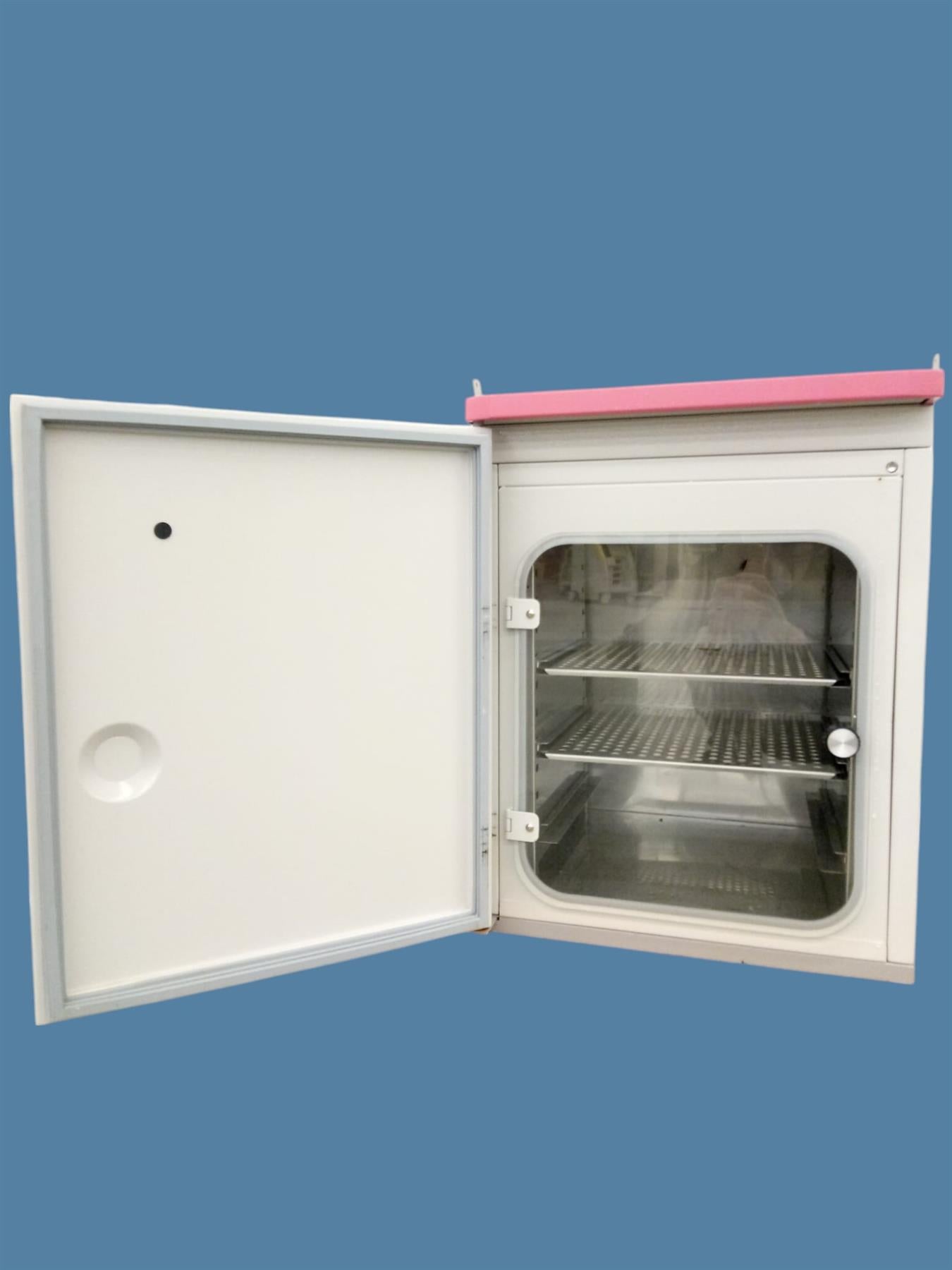 ASTEC APM-50DR Water Jacketed Tri-Gas Incubator