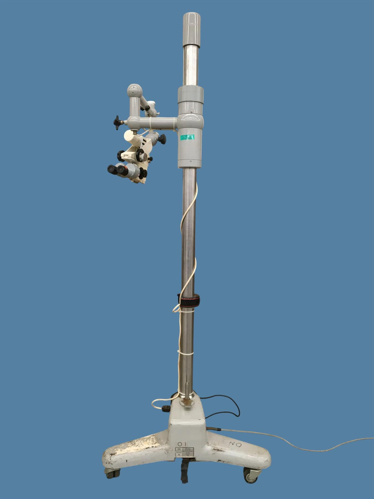 Carl Zeiss 5190 Colposcope w/ K120/76 Arm, Rolling Stand & Power Footswitch