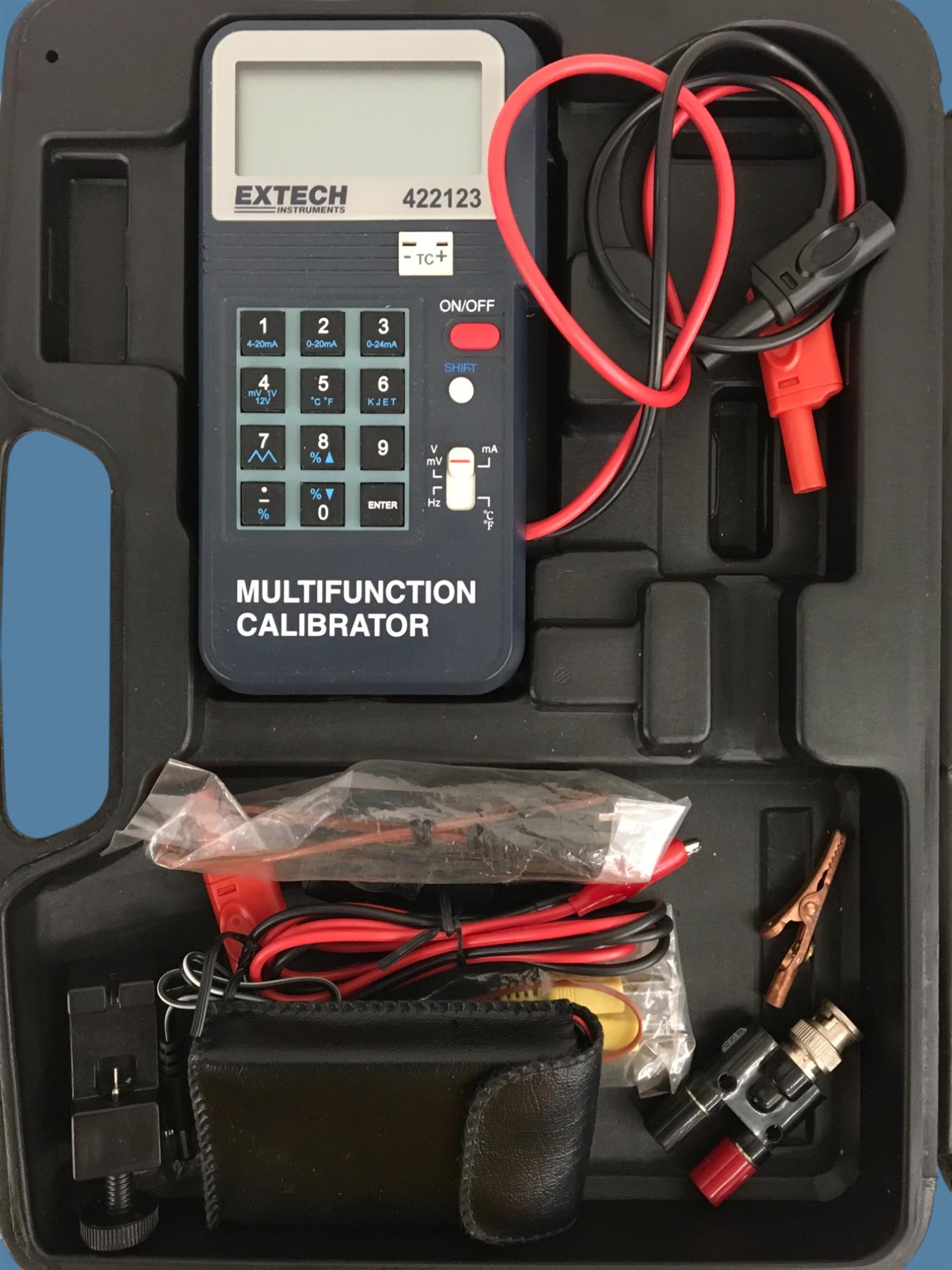 Extech Instruments Model 422123 Precision Multifunction Calibrator w/ Case