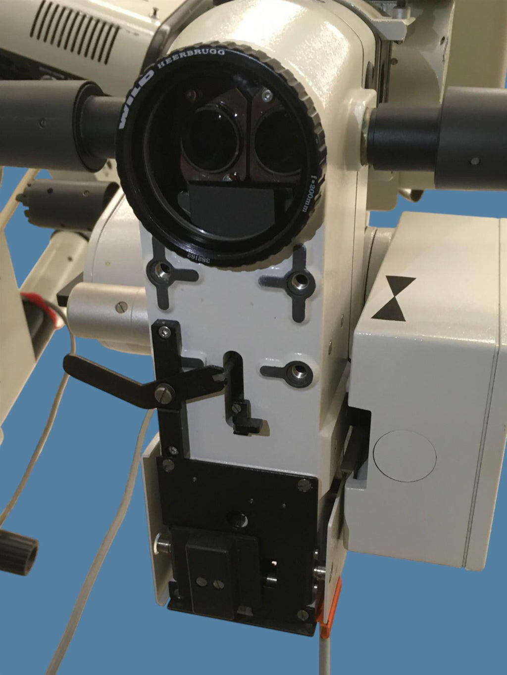 Wild Heerbrugg M690 Surgical Microscope w/ MEL 48 Controller on MS-C Stand