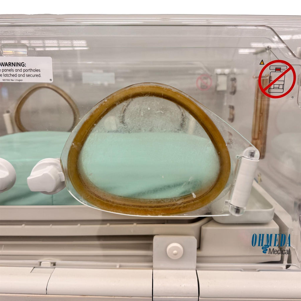 Ohmeda Medical Giraffe Incubator HDHL50211