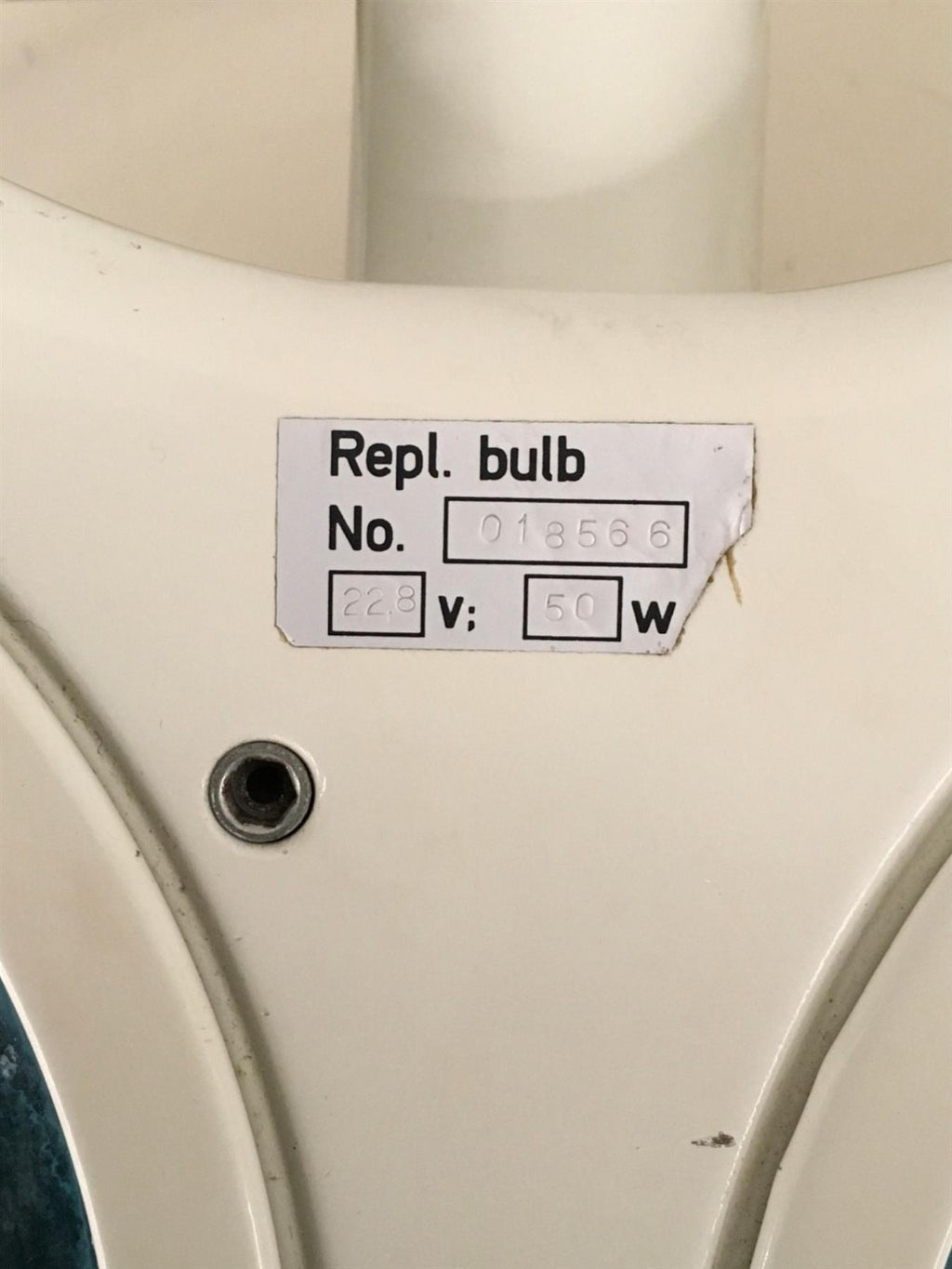 Heraeus Hanaulux London 3-Pod Surgical Light Head 4201A3A00 W-Germany