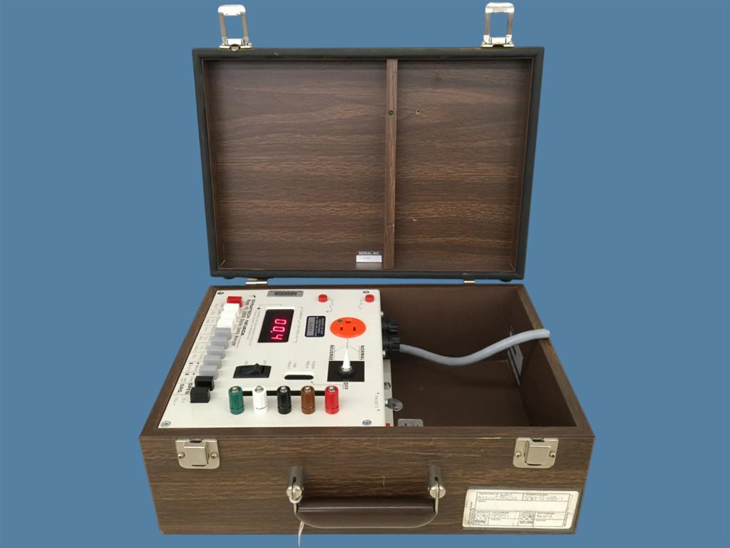 Dynatech Nevada PEI 2000B Digital Safety Analyzer w/ Wood Box/Case