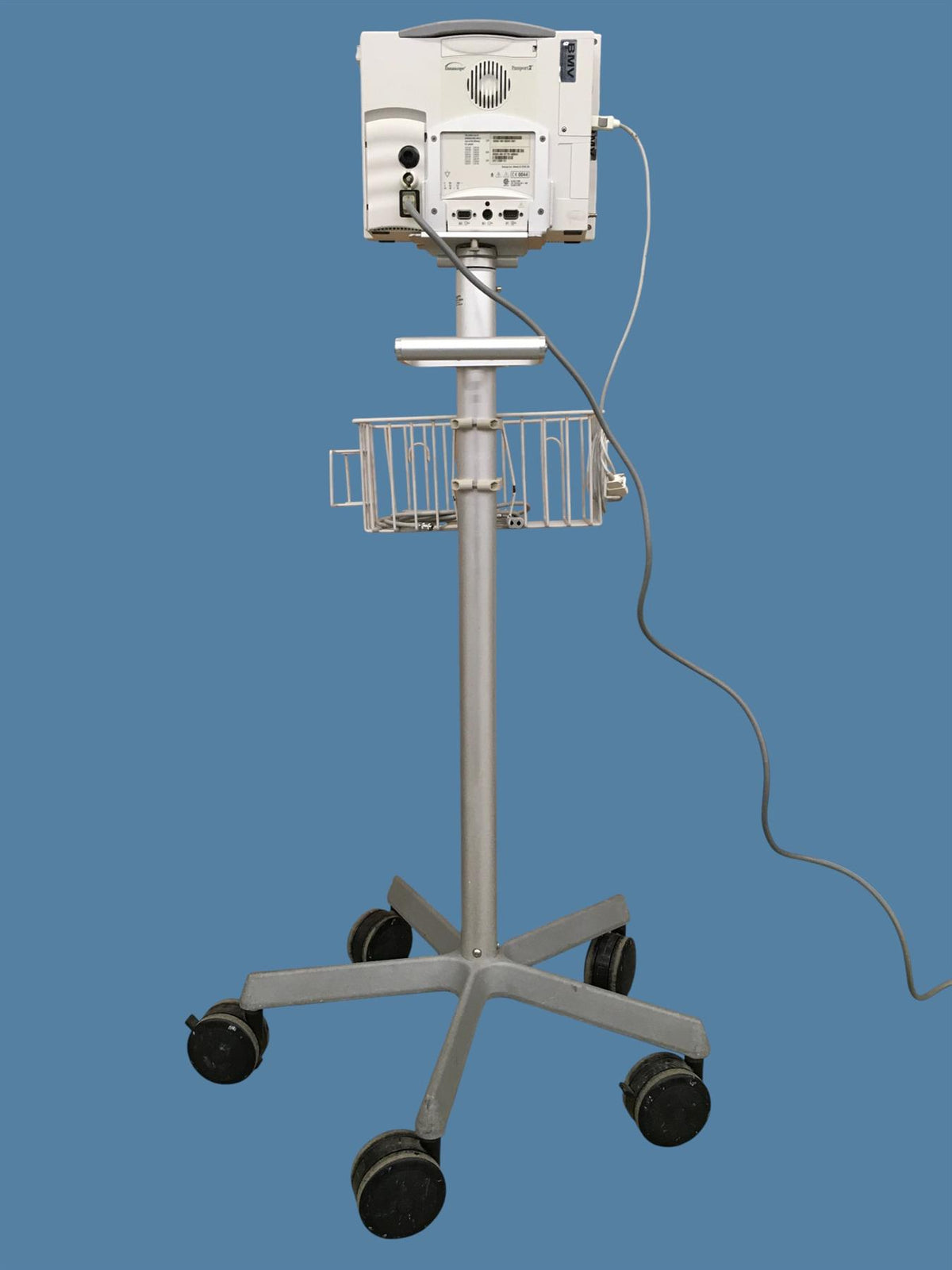 Datascope Passport 2 w/ Rolling Stand, MasimoSET Finger Sensor & NIBP Hose
