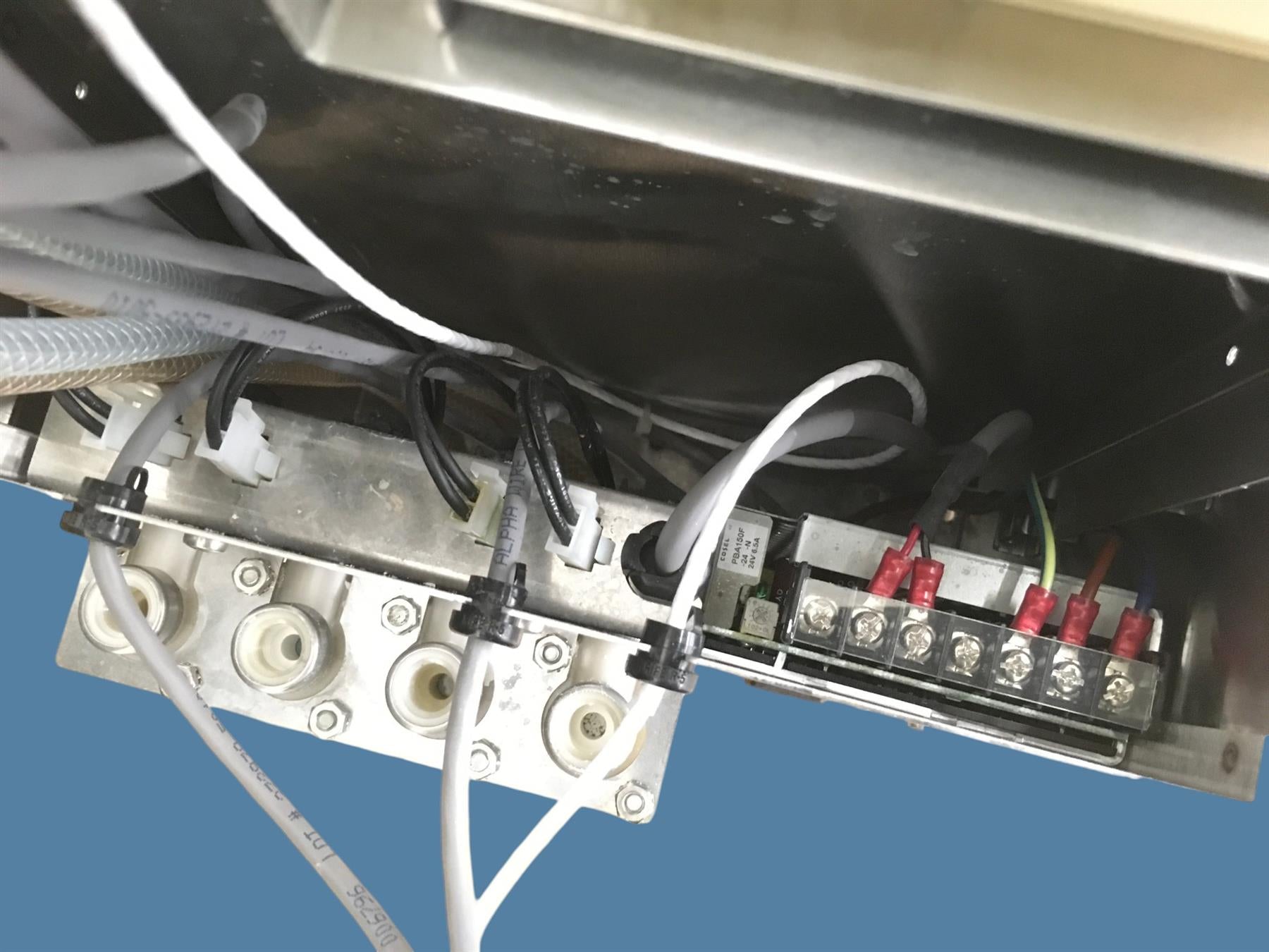 Medivators DSD Edge Complete Dosing System Assembly w/ Cabinet P/N 78400-348