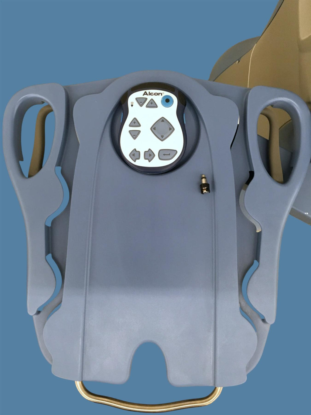 Alcon iNFINITI Vision System (OZil Compatible)  w/ Footswitch, Remote Control