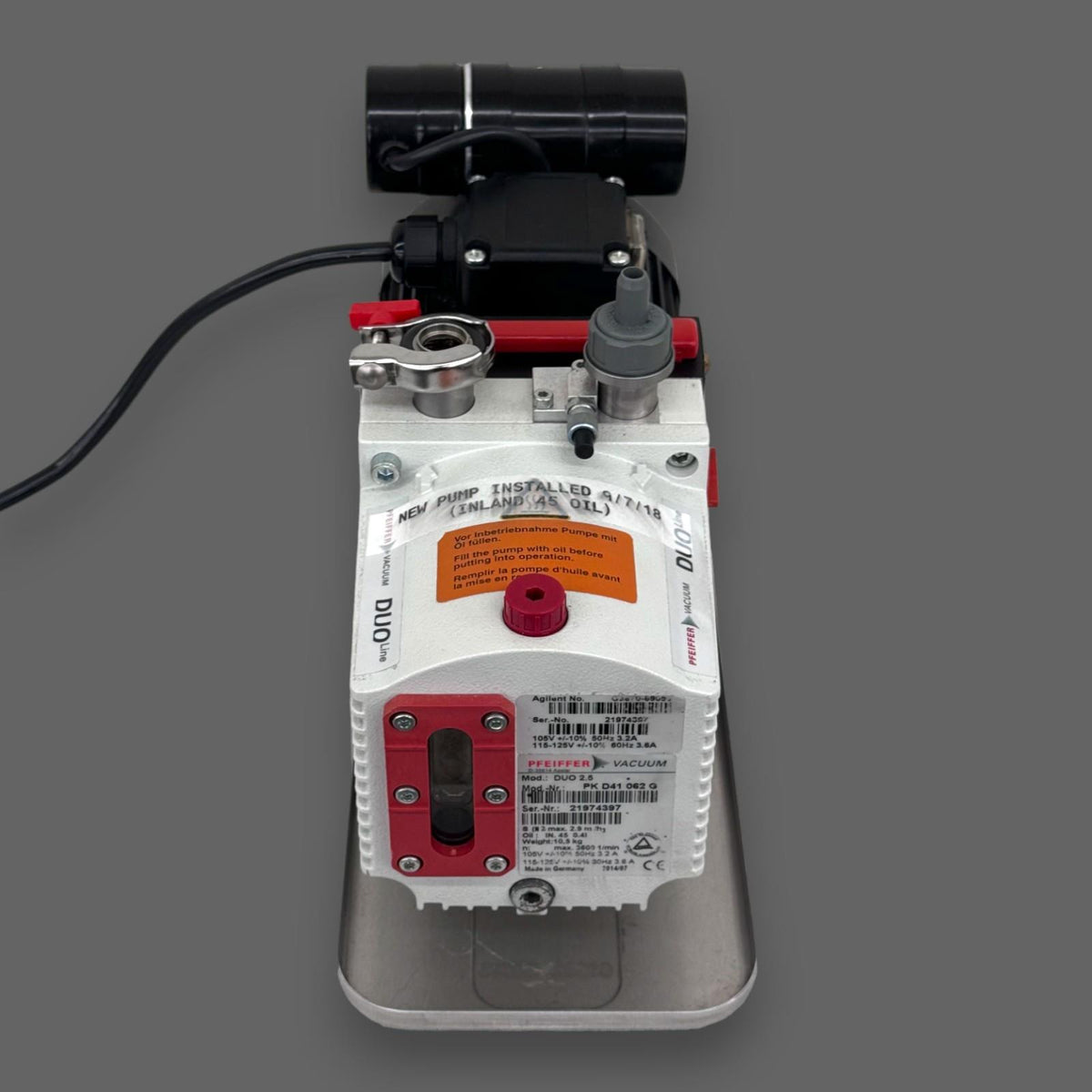 Pfeiffer Vacuum Duo Line DUO 2.5 PK D41 062 Rotary Vane Vacuum Pump