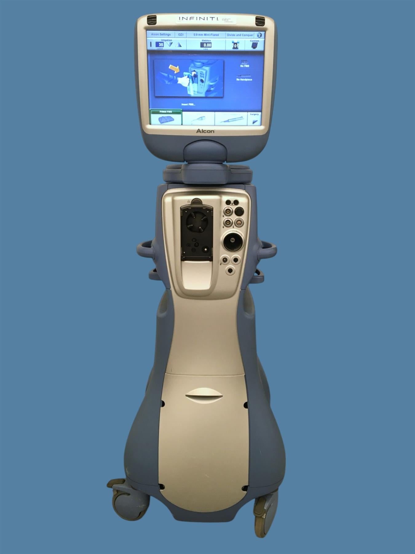 Alcon iNFINITI Vision System (OZil Compatible) w/ Footswitch, Remote & Manual