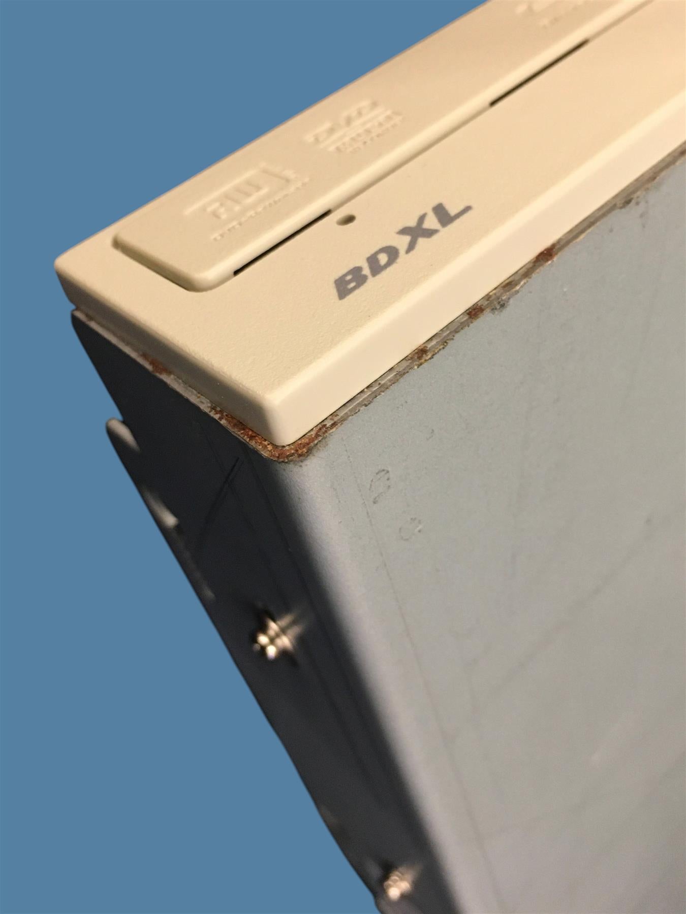 Hitachi EU-9139 Drive Assembly 4-Pin for Aloka ProSound F75 (Pioneer BDR-209XJ)