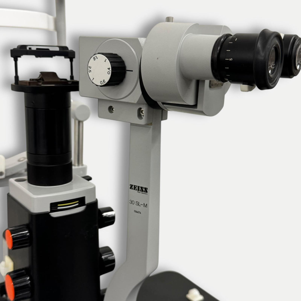 Zeiss 30 SL-M Slit Lamp Biomicroscope with Powered Table