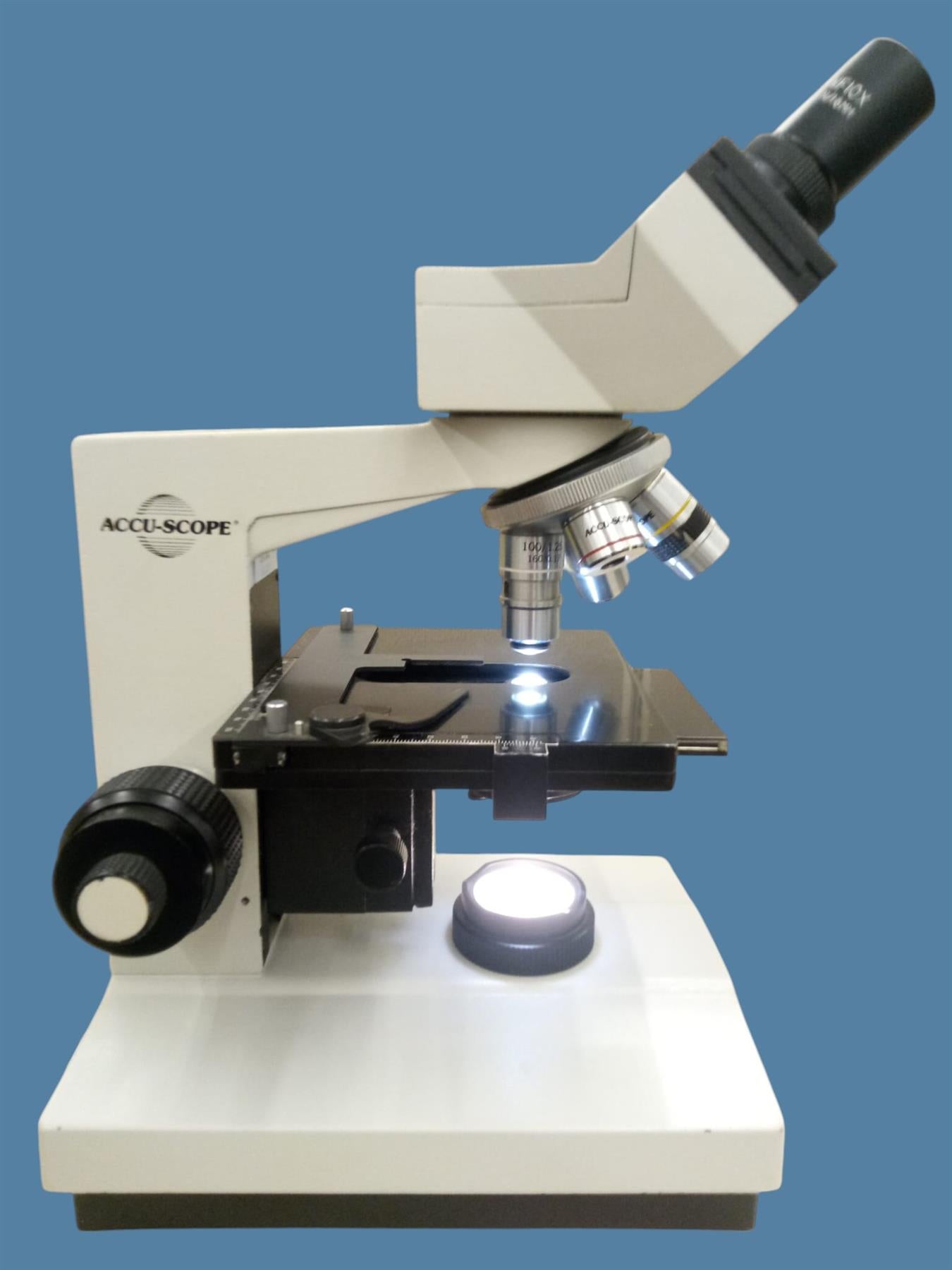 Accu-Scope Binocular Microscope w/ Halogen Light, 4x 10x 40x 100x Objectives