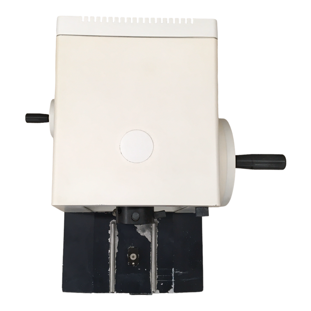 Leica RM2025 Manual Rotary Microtome (No Blade Holder)