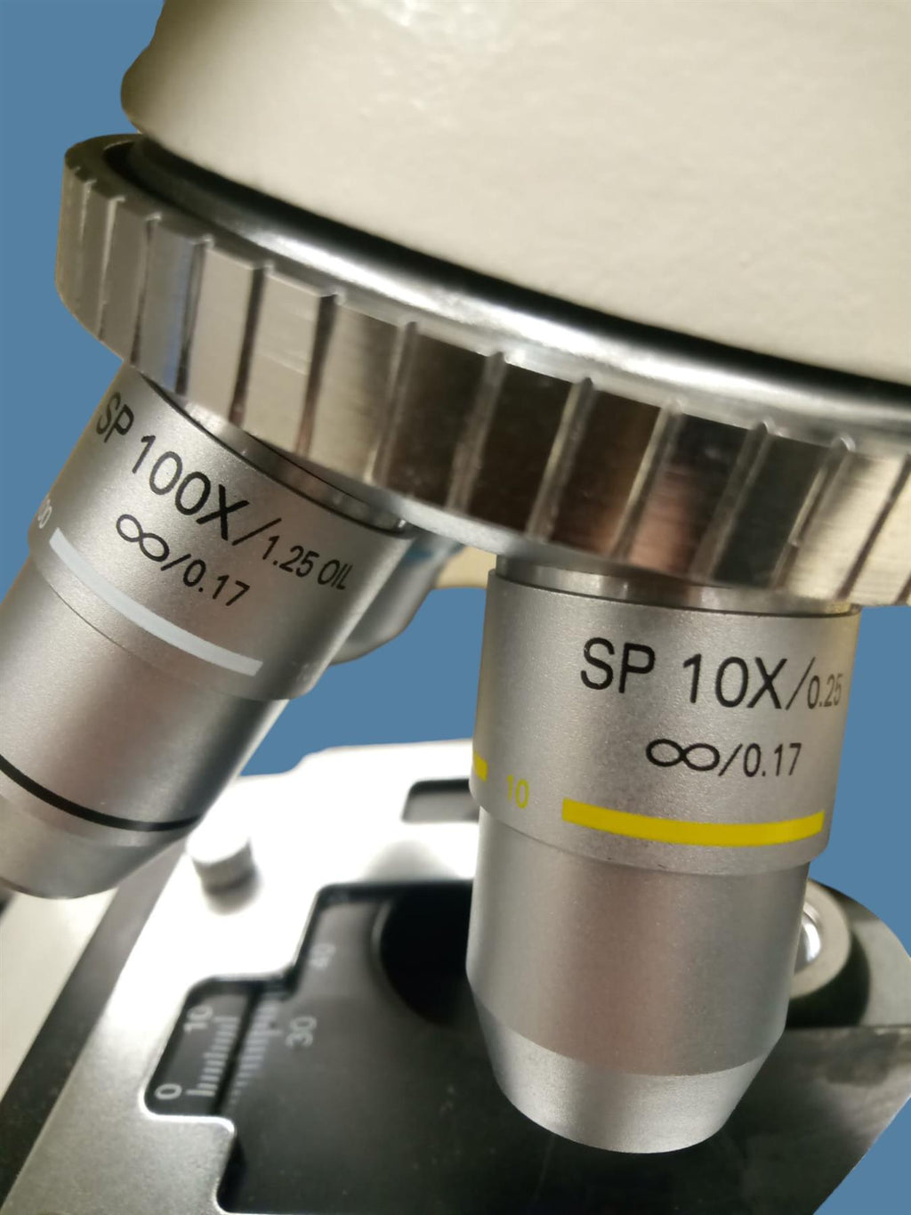 Trinocular Biological Compound Microscope w/ 4x, 10x, 40x, 100x Objectives