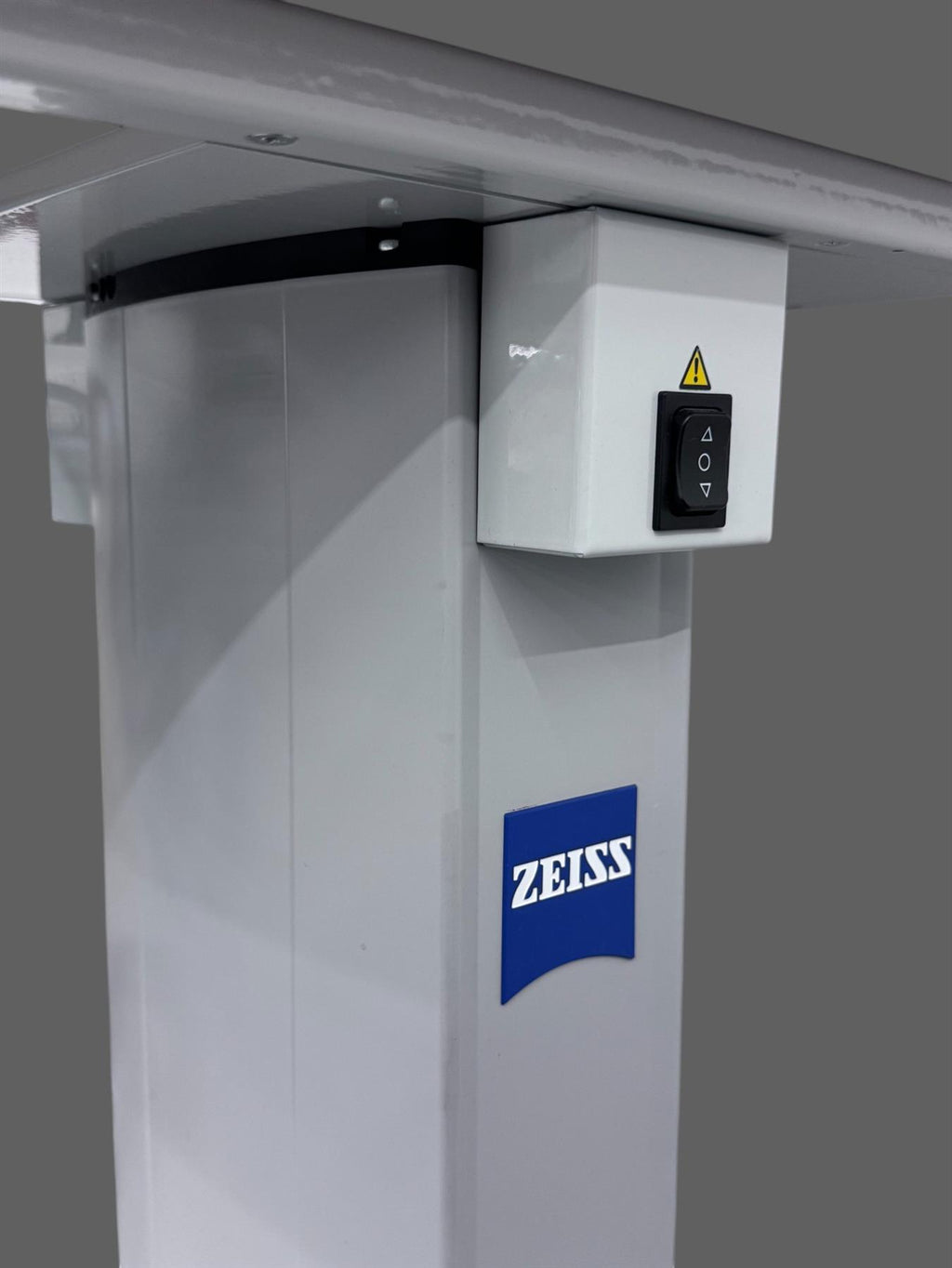 Carl Zeiss IOLMaster 1322-734 Optical Biometer w/ Power Table