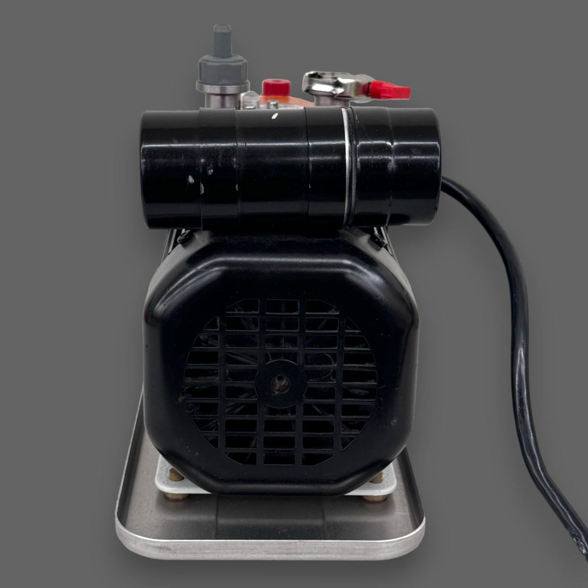 Pfeiffer Vacuum Duo Line DUO 2.5 PK D41 062 Rotary Vane Vacuum Pump