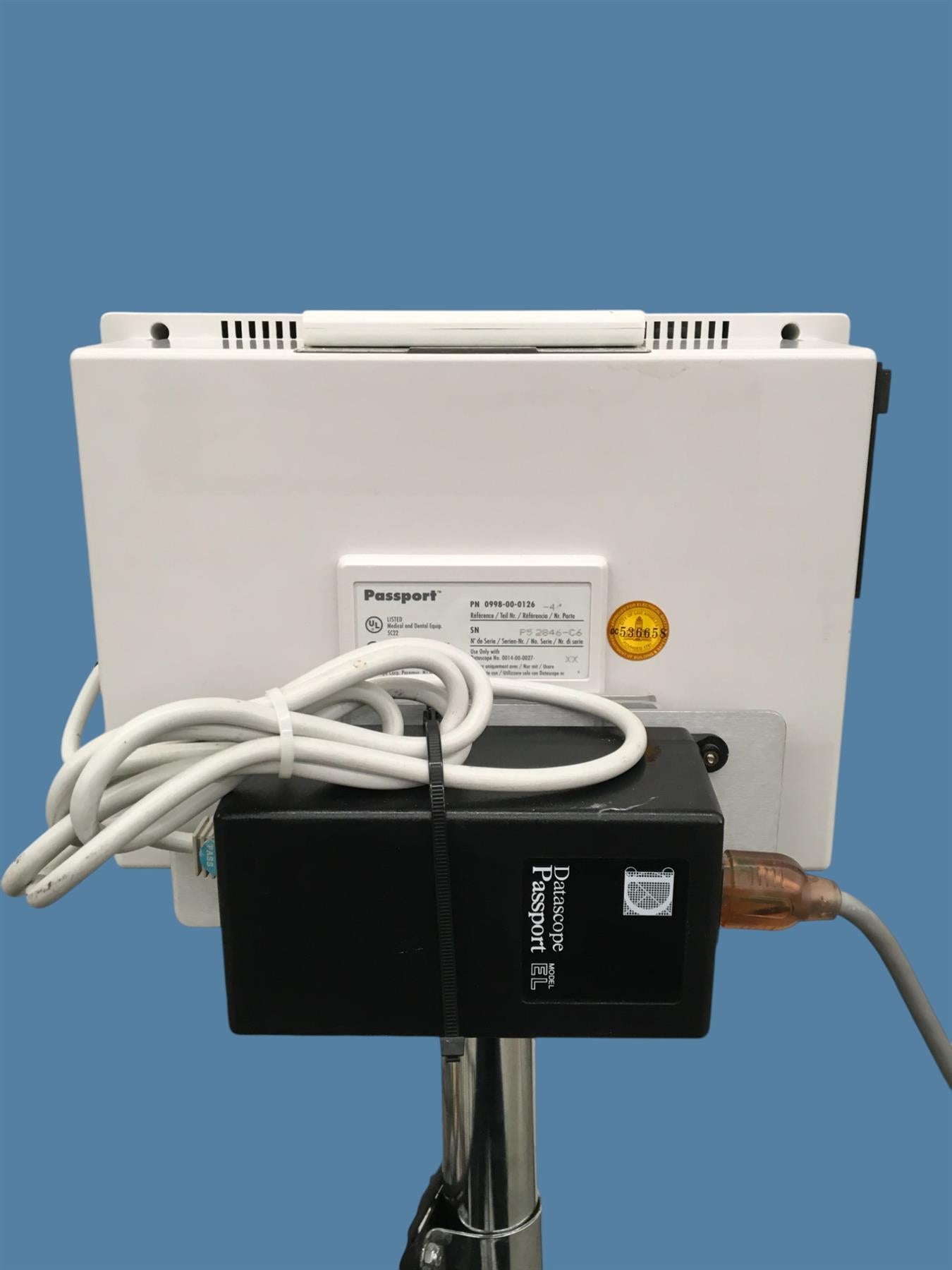 Datascope Passport EL 0998-00-0126 5-Lead Patient Monitor w/ SpO2 + Stand