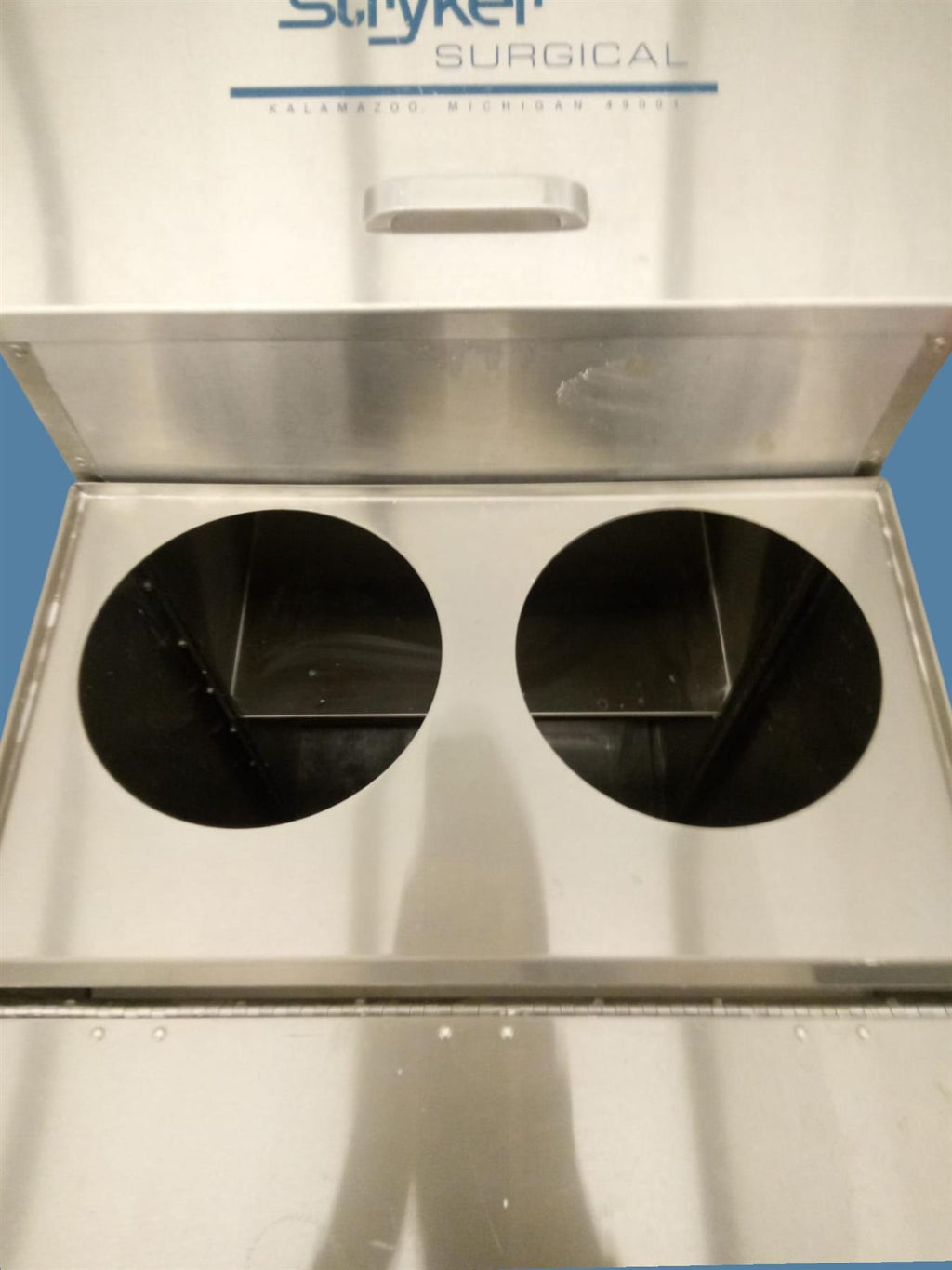 Stryker Surgical 301 Plaster Dispenser System