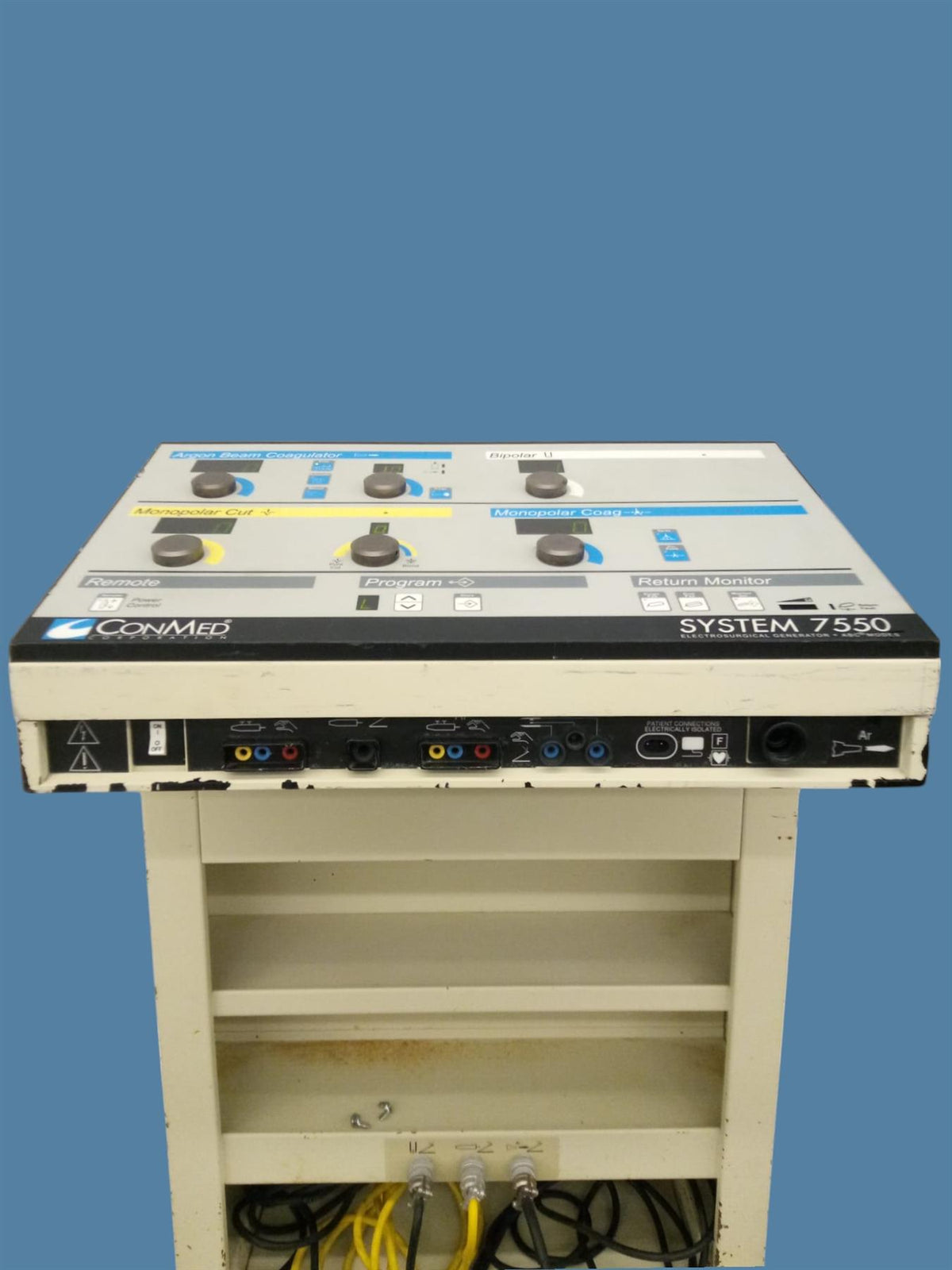 ConMed System 7550 Electrosurgical Generator Unit w/ 3 Footswitches