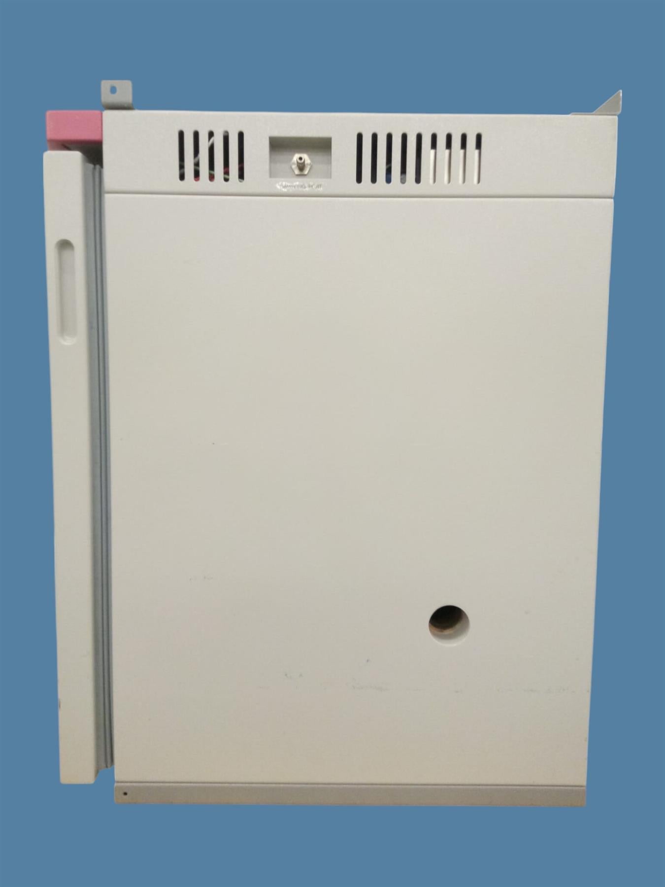 ASTEC APM-50DR Water Jacketed Tri-Gas Incubator