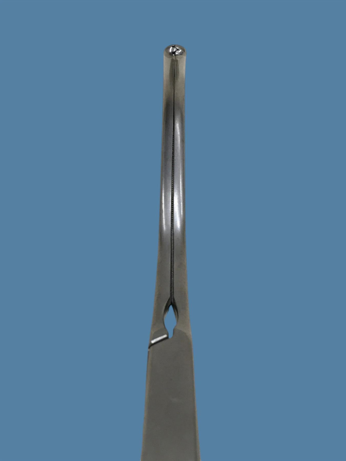 V. Mueller CH 7351 XRBT Kay Clamp, DeBakey Jaws, 8"