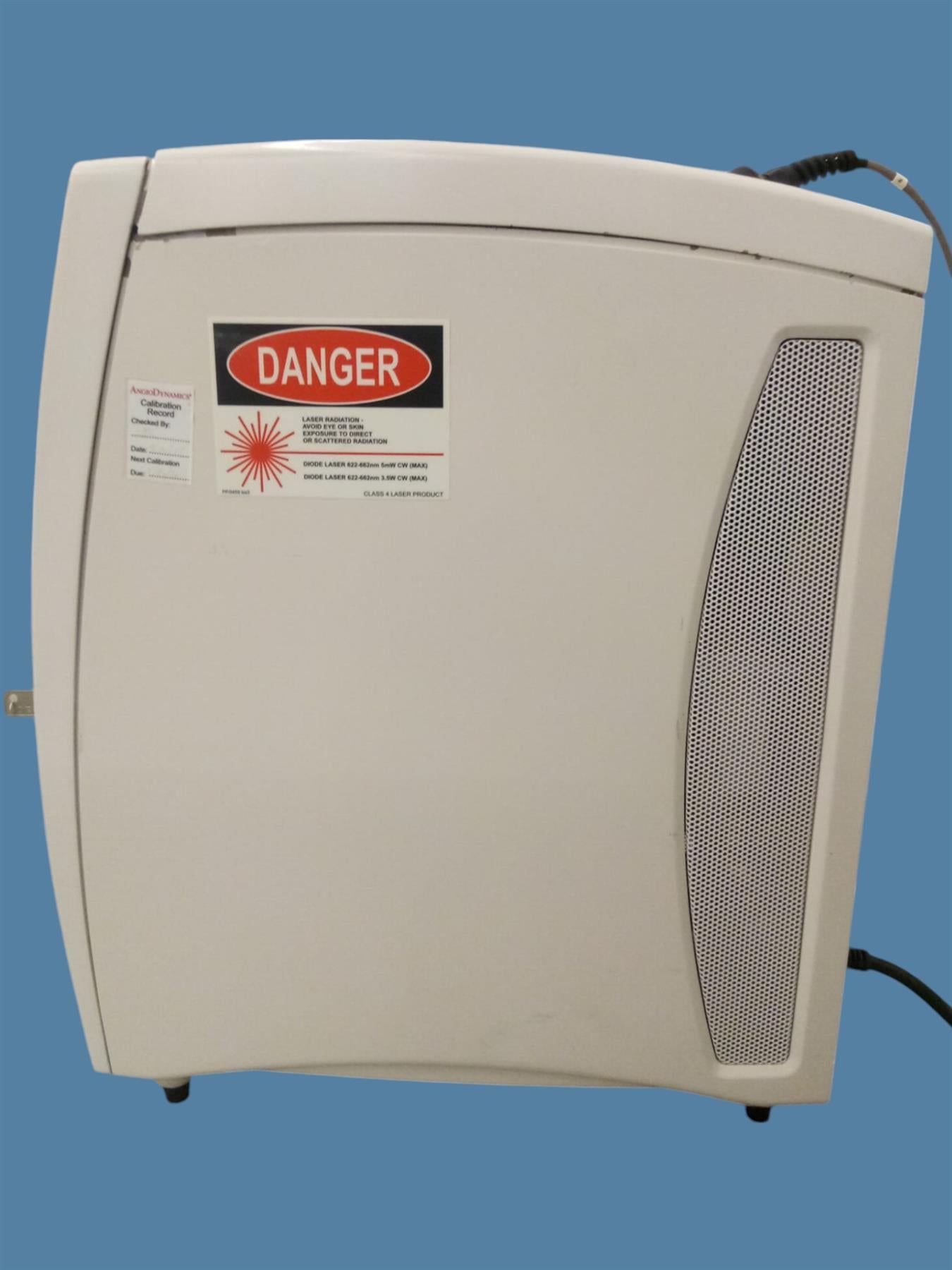 Diomed Ltd. 630 PDT Photodynamic Therapy Laser System w/ Handswitch