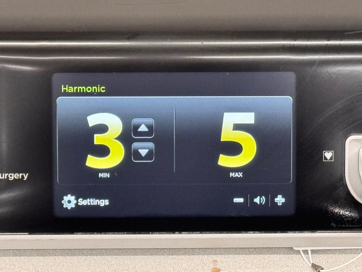 J&J Ethicon Gen 11 Harmonic Scalpel Electrosurgical Unit REF GEN11