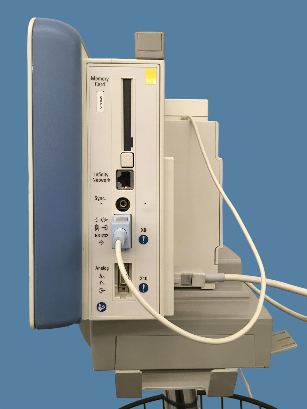 Dräger Infinity Delta MS18597-48 (2014) | Masimo SET | Stand | Dock | READ DESC