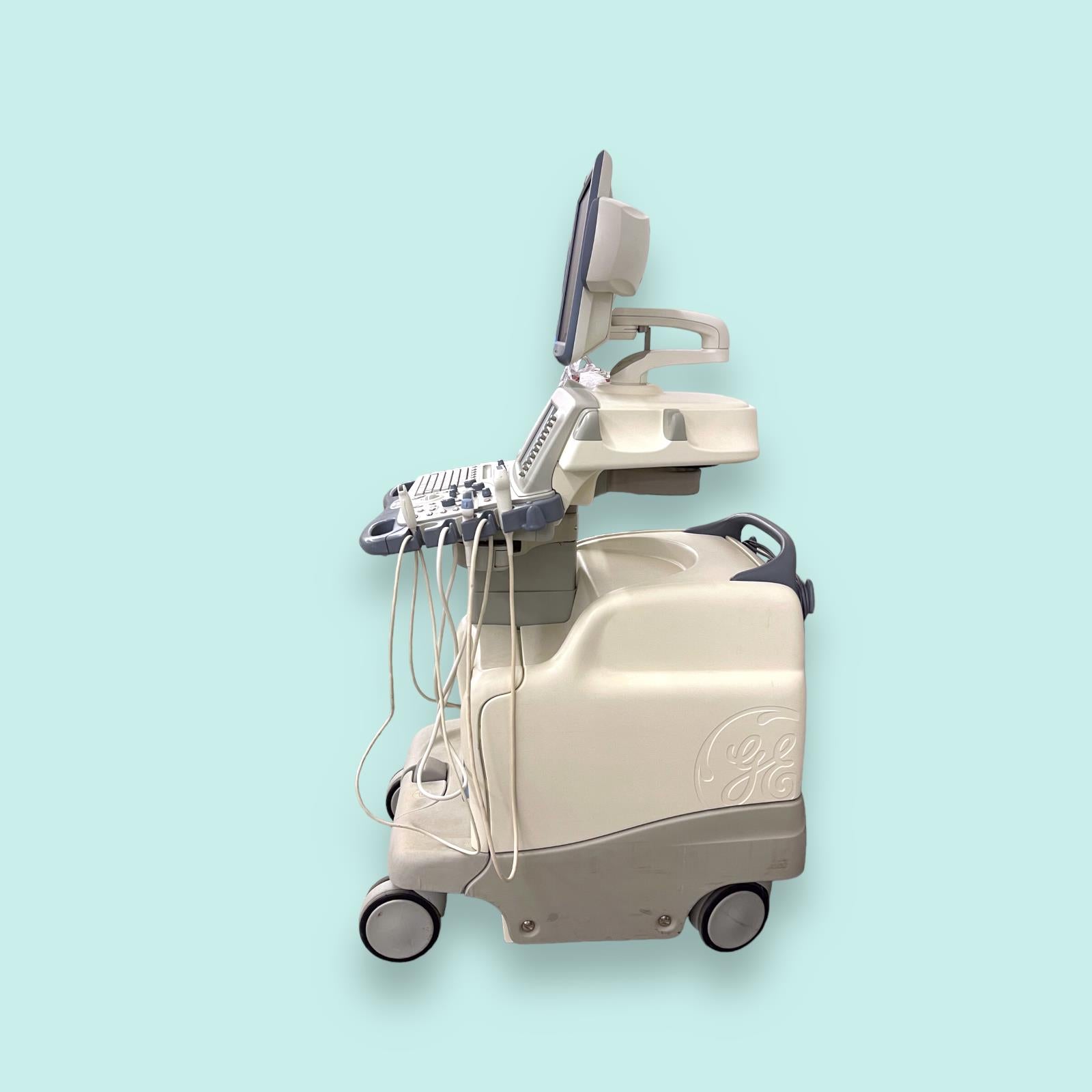 General Electric GE Ultrasound Logiq 9 w/ License & 3 Probes 5177000