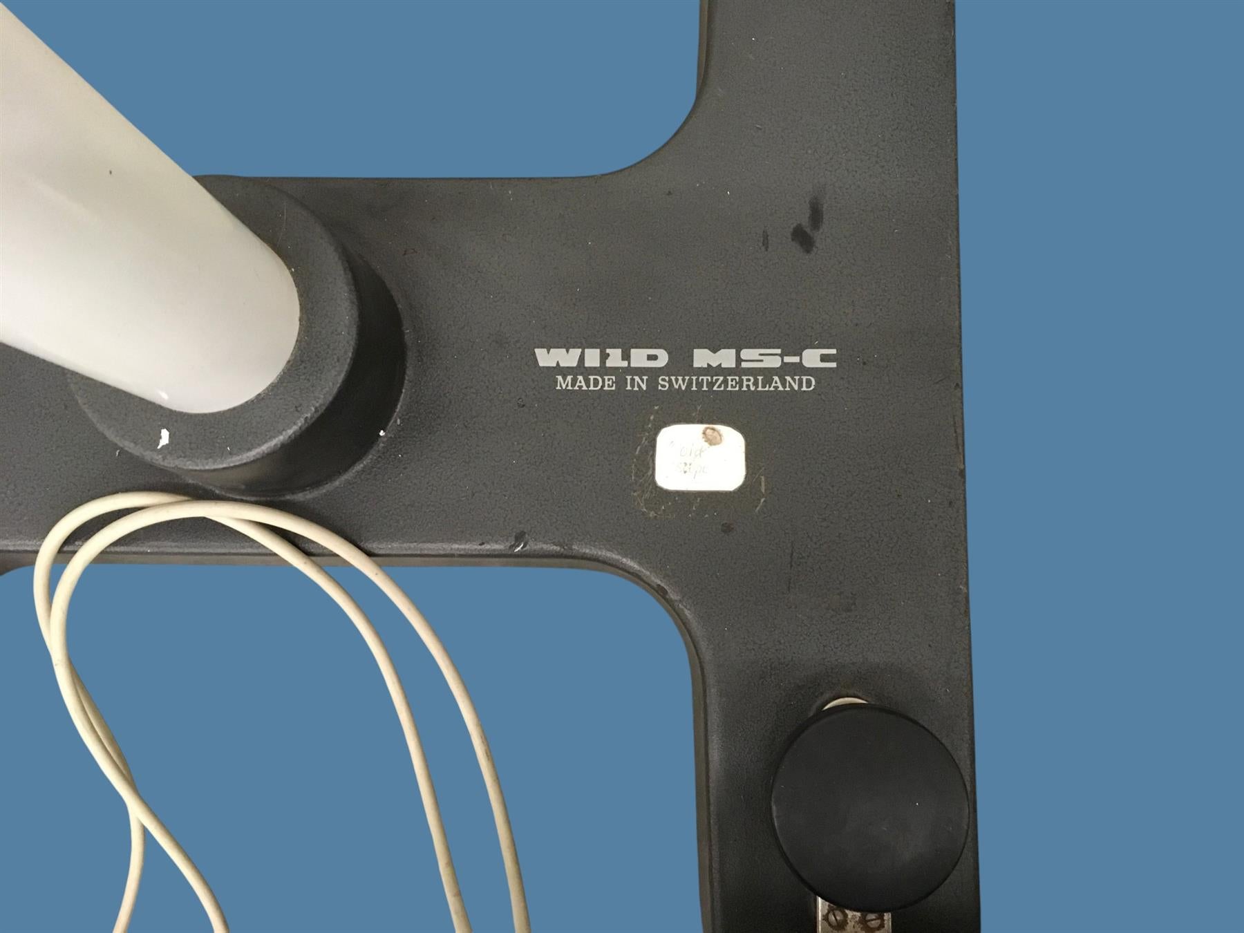Wild Heerbrugg M691 Surgical Microscope on MS-C / MEL 48 Motorized Stand - Read